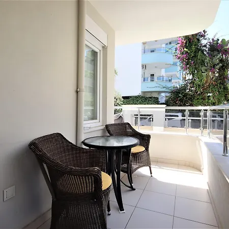 11 Beachside In Oba, 2 Min Walk To The Sea * Alanya