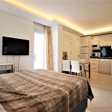 11 Beachside In Oba, 2 Min Walk To The Sea *